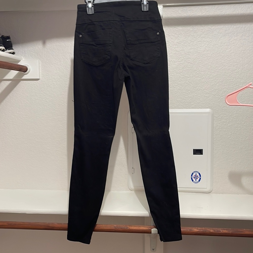COPY - Rock & Republic skinny jeans size 4
